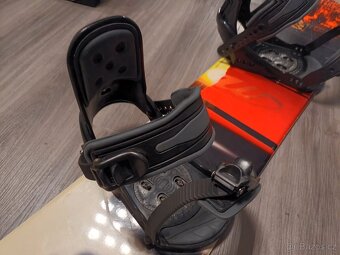 Snowboard 126 +  Boty 39 EUR - 2