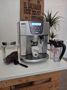 Automatický kávovar Delonghi na zrnkovou kávu - 2