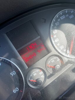 Vw touran 1.9TDI 7míst na ND - 2