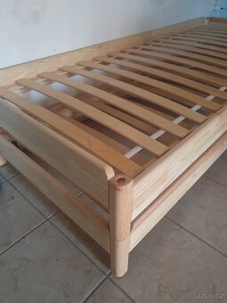 Postele Ikea Utaker - 2