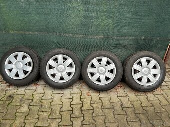 Dacia, Renault 15" - 2