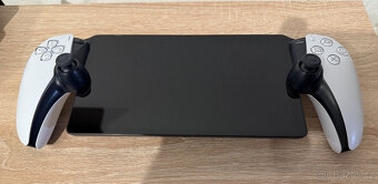 Playstation Portal - 2