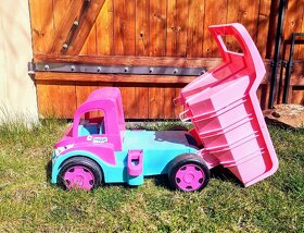 Nákladní auto vyklápěcí - 2