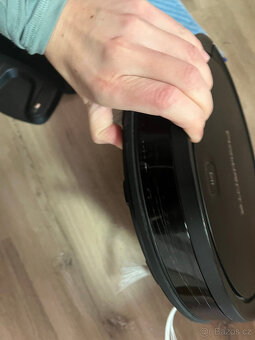 Robotický Vysavač - 2