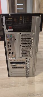 WIN7,Intel Q6600 2,4 GHz;Socket 775 LGA,4GB DDR2 - 2