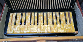 klávesová harmonika akordeon Hess - 2