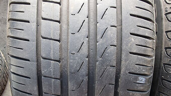 Letní pneu 235/40/19 Pirelli - 2