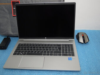 HP ProBook 450 G10 IPS 15.6“ 32GB i5-1335U 4.6GHz 512GB SSD - 2