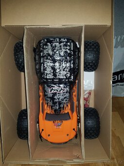 ARRMA granite blx nová - 2