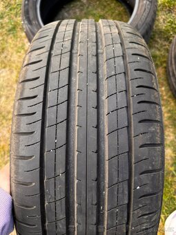 DUNLOP SP SPORT MAXX 050 225/50 R18 95V - 2