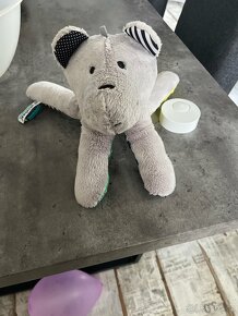 Šumící medvídek whisbear - 2