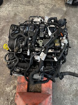 Motor CHHB Škoda VW - 2