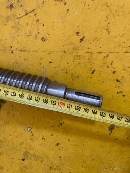 Kuličkový šroub s matkou D40 stoupání 8mm prac. délka 120cm - 2