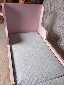 Rostoucí postýlka Ikea - 2