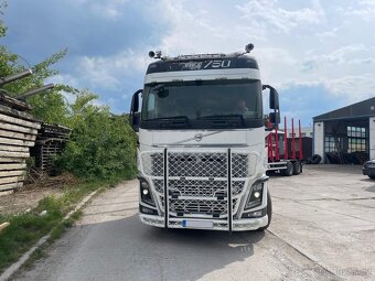 VOLVO FH750 + PŘÍVĚS DOLL + LOGLIFT 108 S "LESNÍ SPEC - 2