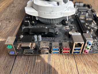 základní deska + AMD 3 2200G + ram - 2