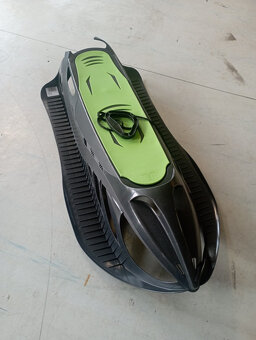 plastové sáně 90cm - 2