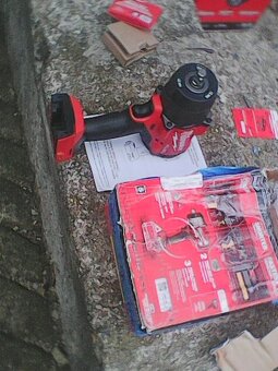 Milwaukee M18 FHIW2F12-0X – 2034 Nm rázový utahovak - 2