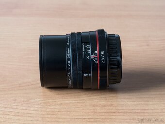 PENTAX HD DA 35mm f/2.8 Macro Limited - 2
