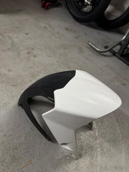 Přední blatník - KTM Duke 125 2018 - 2