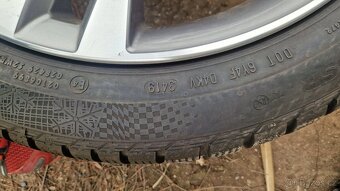 BMW F33 org. zimní kola 18" - 2