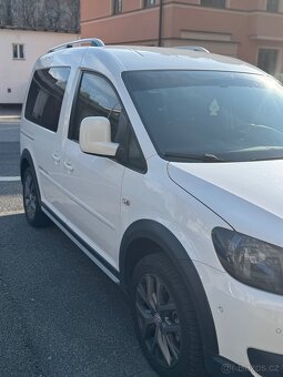 VW Caddy Cross - 2