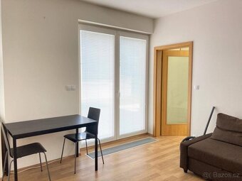 Pronájem Bytu 2+kk Praha 9 Letňany ulice Kadečkové - 2