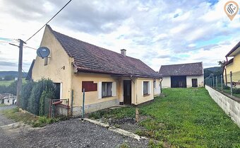 Dům se stodolou v Běšinech, Šumava blízko. - 2