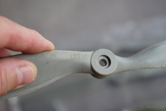 Plastové vrtule 13x6,5 - 2