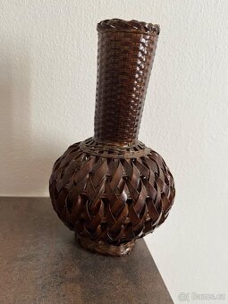 Čtvercové japonské talíře + váza zdarma - 2