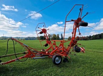 Obraceč sena a píce Fella TH 800 Hydro - 2