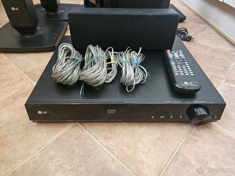 Domácí kino 5.1 LG LHD457 - 2