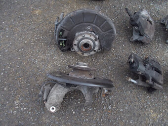 Díly podvozku VW Passat B7 - 2