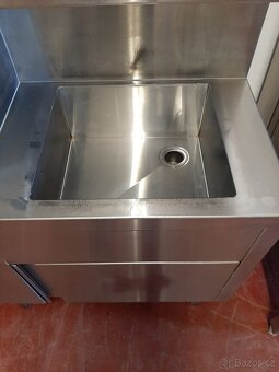 Nerezová podestavba pod postmix - 2