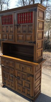 Masivní starožitný příborník - 2