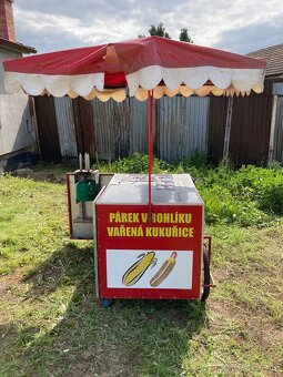 Parek v rohlíku mobilní vozík - 2