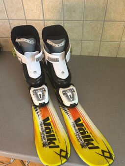 Dětské lyže a lyžáky - 2