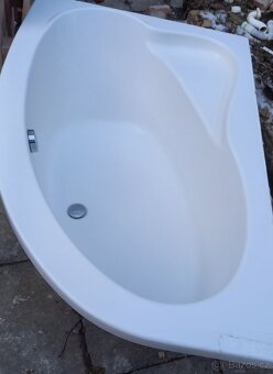 Rohová vana - 2