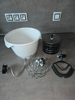 Bosch celokovový kuchyňský robot - 2