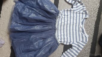 Šaty 4-5 let vel 110 - 2