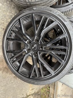 5x112 r19 245/35 r19 - 2