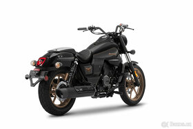Motocykl UM Renegade Freedom 300 - 2