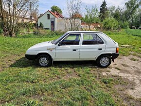 Škoda 136 Favorit 1990 - 2