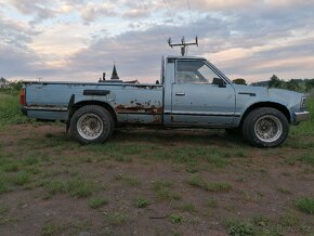 Datsun (Nissan) Y 720 Single Cab - 2