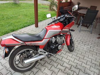 REZERVOVÁNO - Yamaha XJ600 51j - 2