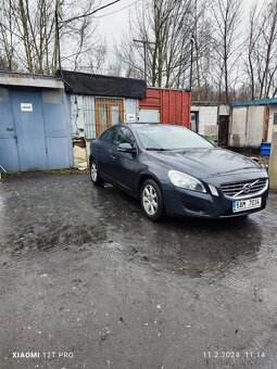 Volvo S60 - 2