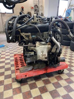 VQ30DE-K 147kw 3.0 24V 179118 km - 2