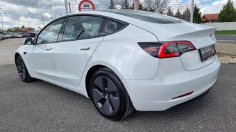Tesla Model 3 Long Range 82kWh 4x4 366 kW za 599.900 Kč - 2