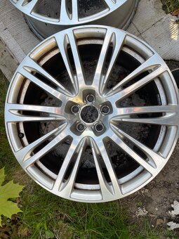 Prodám 4 hliníková ALU kola z Audi A8 D4 (2011) - 2