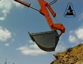 Koupím podkop k nakladači UNHZ 750 - 2